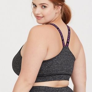 Torrid Grey Sports Bra Size 4 Pink Straps